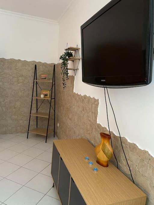Villa Serenice - F2 Au Calme, Climatise, Wifi Et Parking Gratuit Kültér fotó