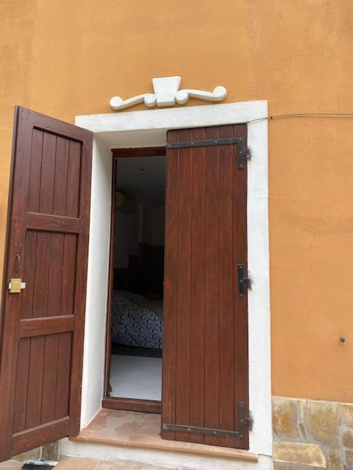 Villa Serenice - F2 Au Calme, Climatise, Wifi Et Parking Gratuit Kültér fotó