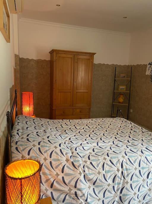 Villa Serenice - F2 Au Calme, Climatise, Wifi Et Parking Gratuit Kültér fotó